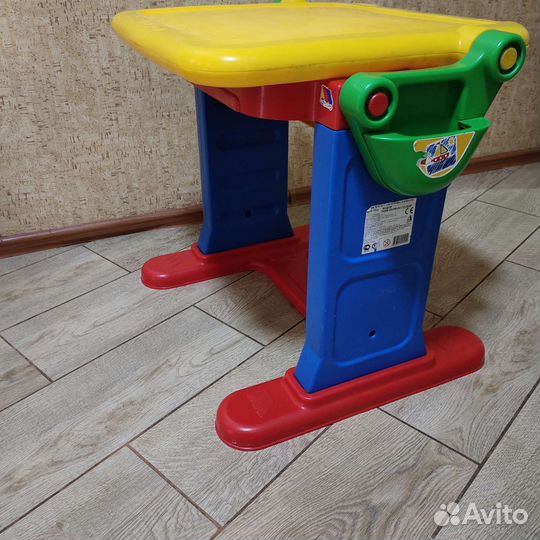 Детский стол