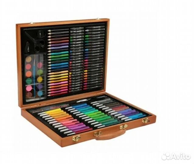 Набор для творчества и рисования в дер. чемодане