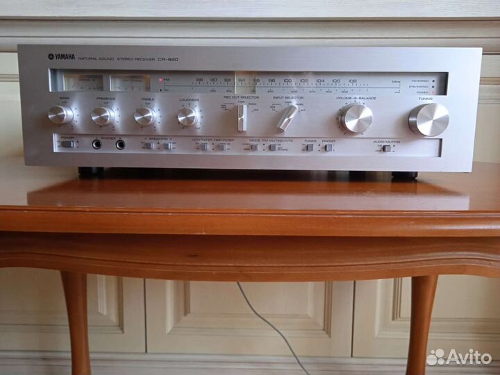 Yamaha CR-820 Natural Sound Stereo Receiver