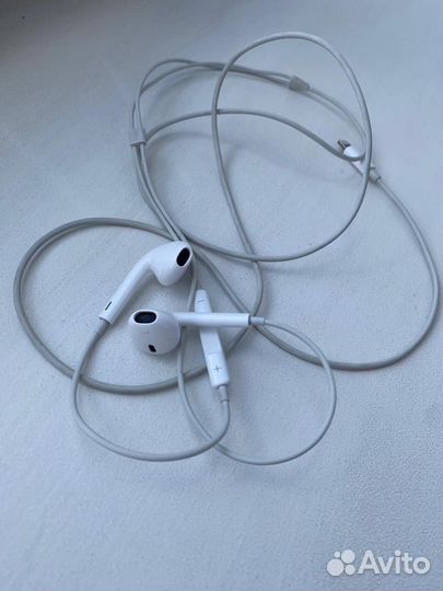 Наушники Apple Ear Pods
