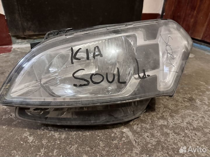 Фара Kia Soul