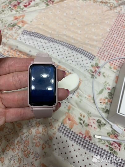 Продам часы Honor watch ES