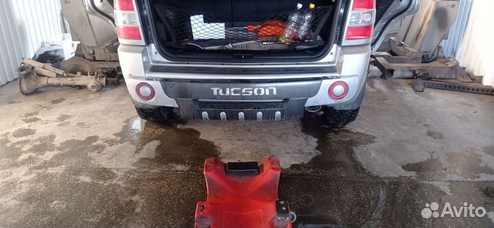 Накладка на задний бампер Хендай Туксон 1