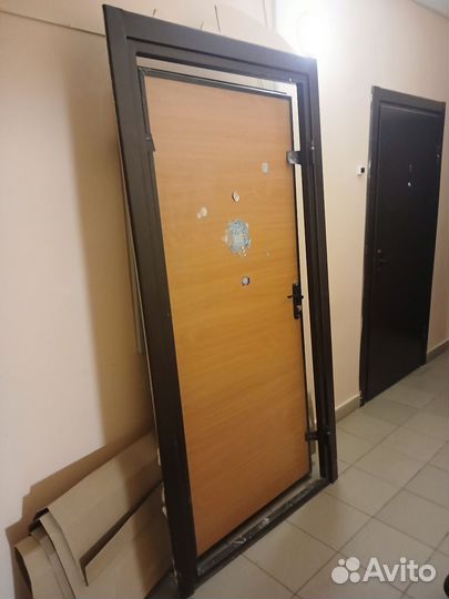 Дверь входная бу