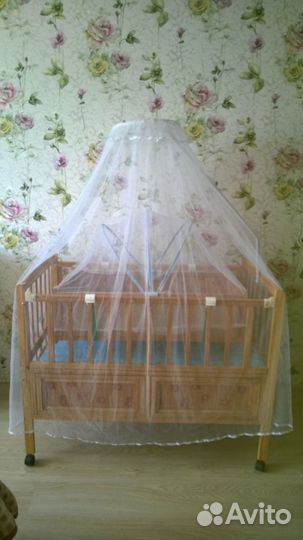 Кроватка с люлькой