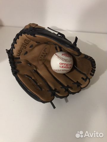 Бейсбольная перчатка + мяч