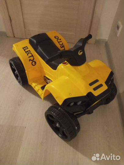 Электромобиль,квадроцикл