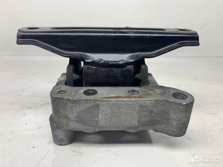 Подушка двигателя правая Mitsubishi Lancer 10 2.0