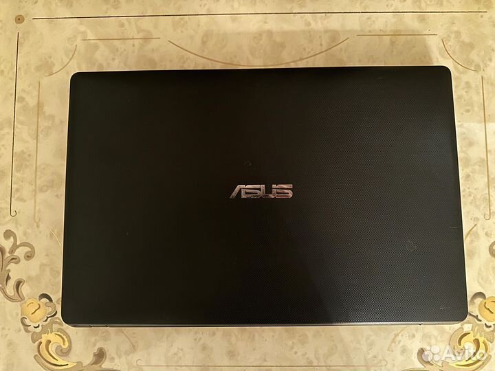 Ноутбук asus