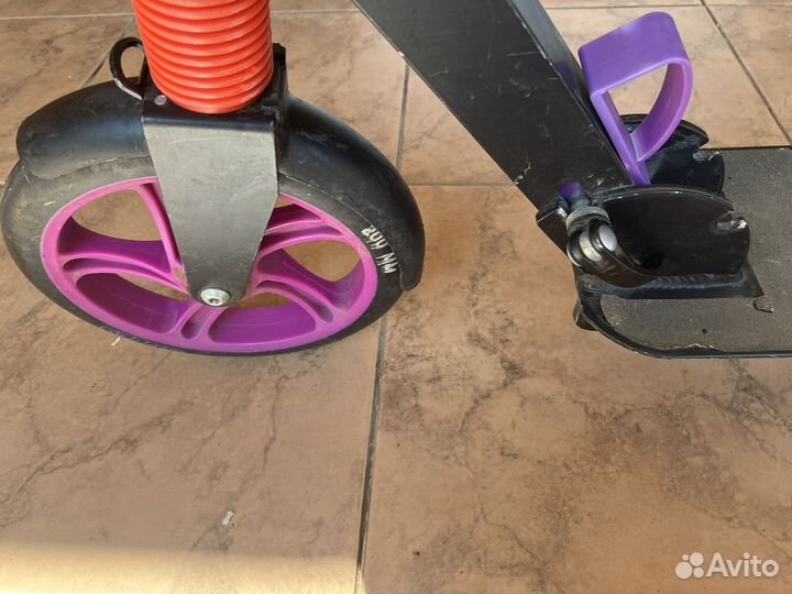 Самокат Roches 200