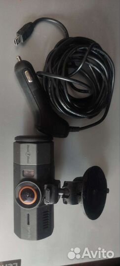 Авторегистратор с базой камер