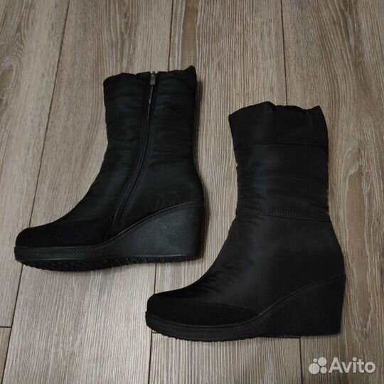 Сапоги женские