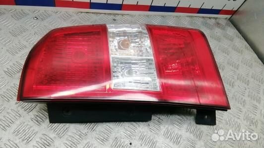 Фонарь задний правый KIA carnival 2 (KEA24MY01)