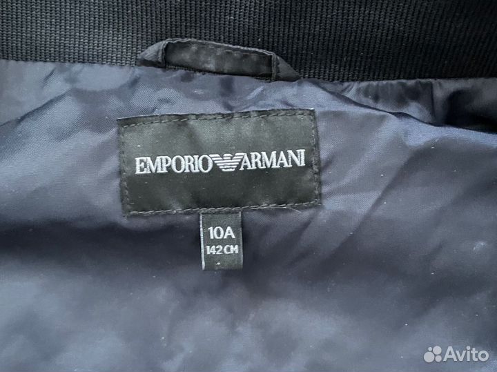Куртка легкая armani с капюшоном 10 лет 142 см