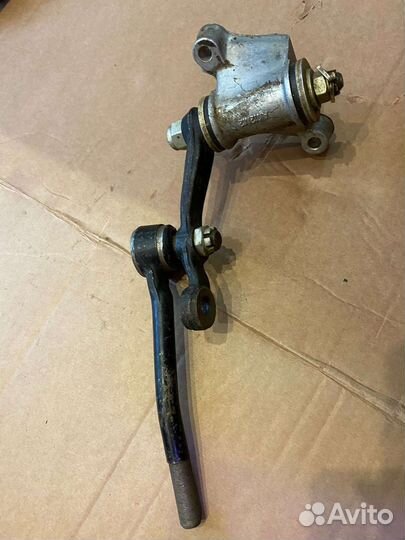Маятниковый рычаг ваз 2101