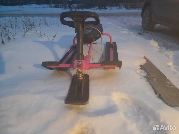 Детский снегокат бу