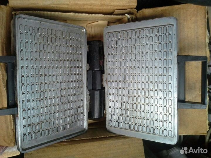 Электровафельница