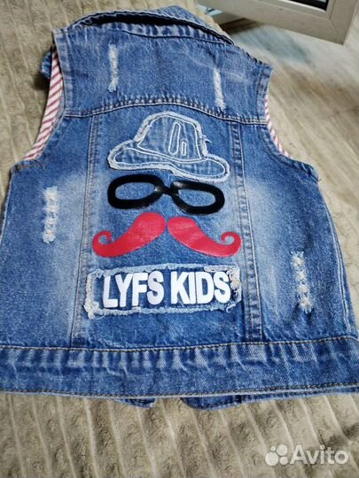 Джинсовый жилет