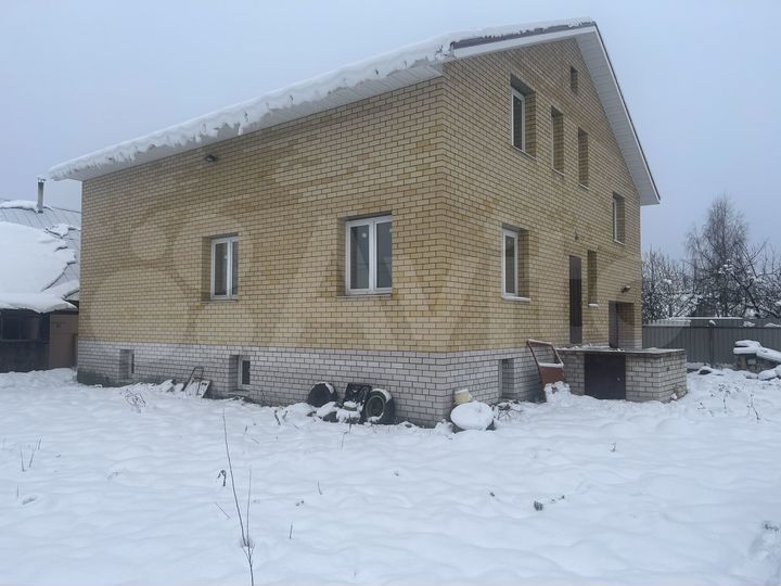 Дом 236 м² на участке 10 сот.