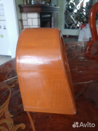 Подставка для авиационных часов