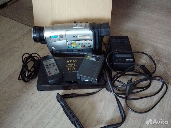 Видеокамера Panasonic NV-RZ2