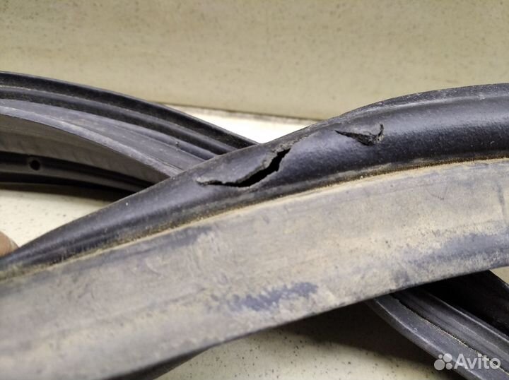 Уплотнитель багажника RIO 2005-2011