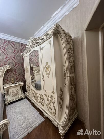 Спальный гарнитуры бу