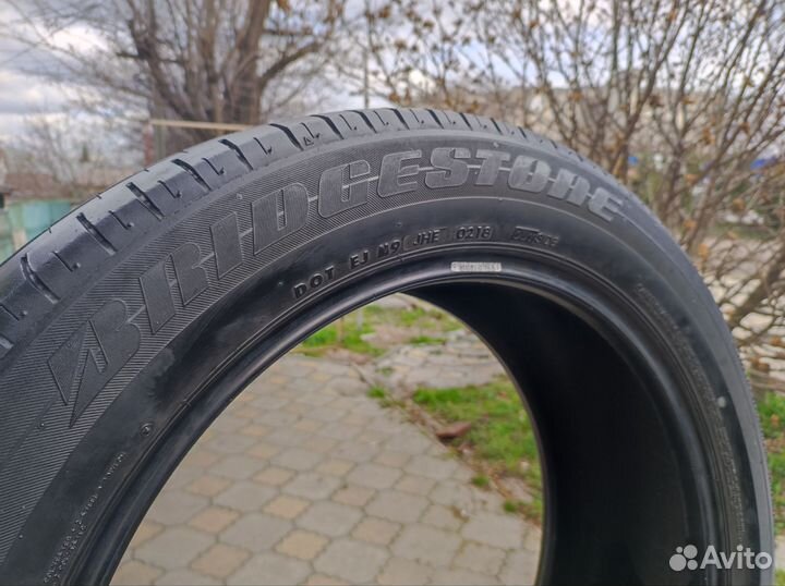 Bridgestone Dueler H/L 33A 235/55 R20 102