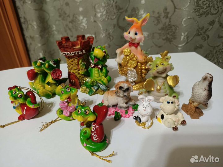 Фигурки и статуэтки керамические, сувениры 14 штук
