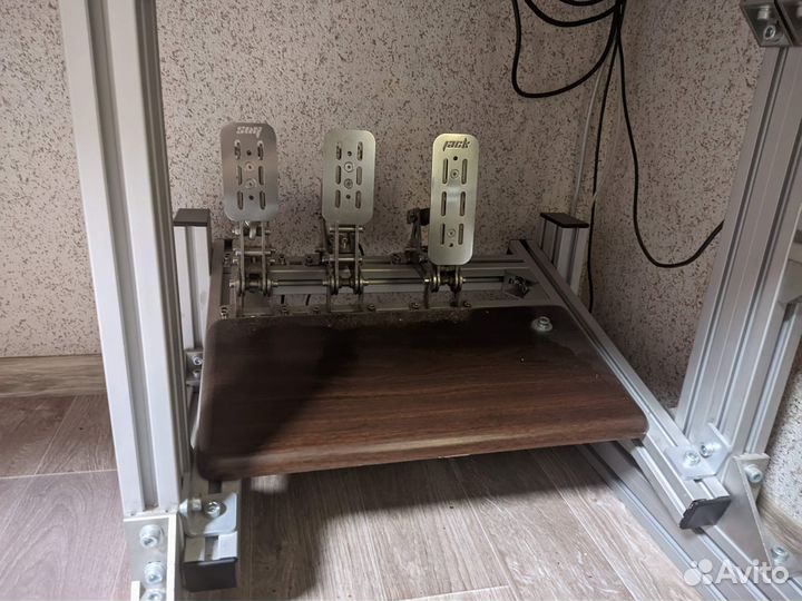 Кокпит для симрейсинга + оборудование Simagic