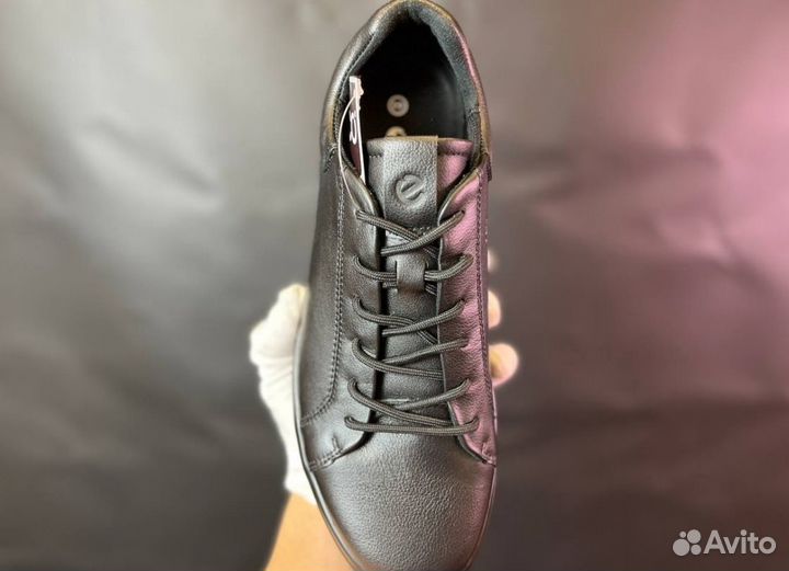 Кроссовки Ecco долговечные