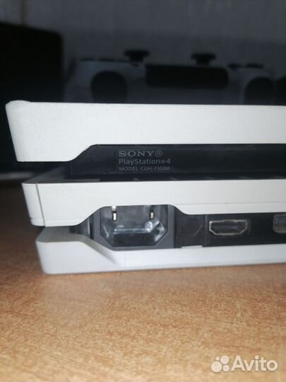 Sony playstation 4 PS4