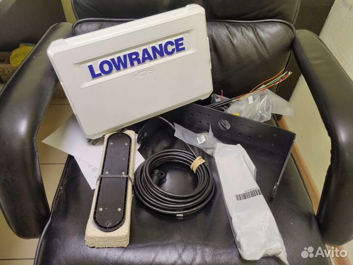 Lowrance HDS 12 Live с датчиком 3 in 1 RUS