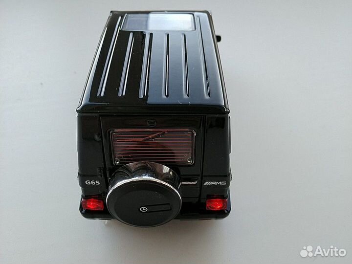 Модель марки Mercedes-Benz AMG G65