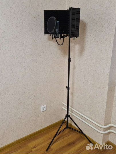 Микрофонная стойка (новая)