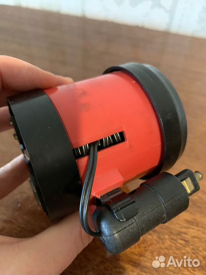 Фонарь на магните от прикуривателя