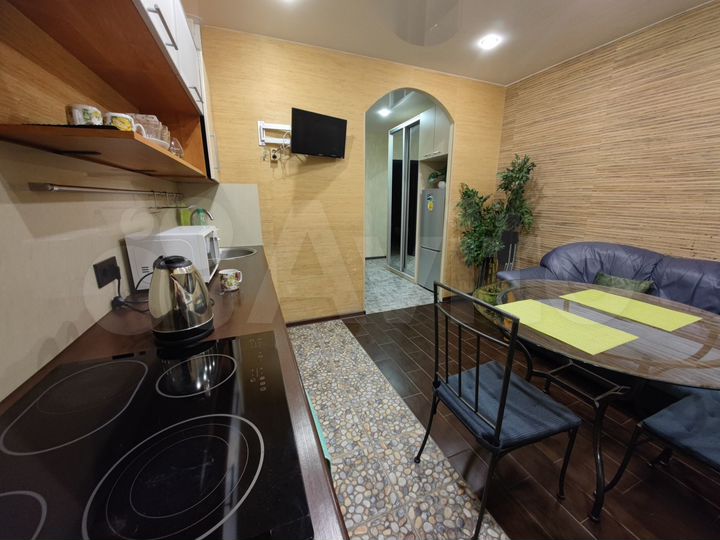 2-к. квартира, 65 м², 3/12 эт.