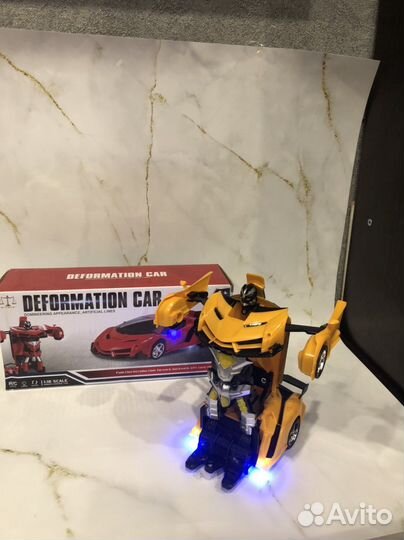 Машина трансформер на пульте Д/У новая