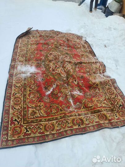 Ковер шерстяной