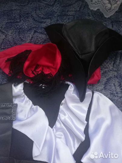 Новогодний костюм для мальчика пират