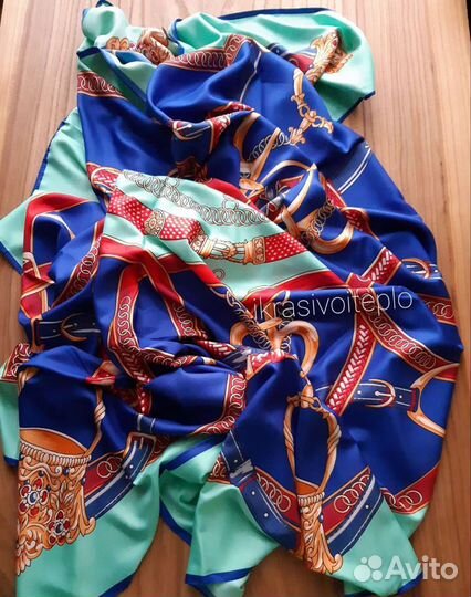 Шелковый платок новый