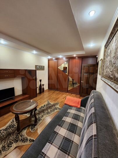 2-к. квартира, 52 м², 11/17 эт.