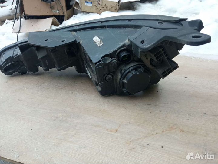 Фара правая Hyundai Elantra 6 LED оригинал