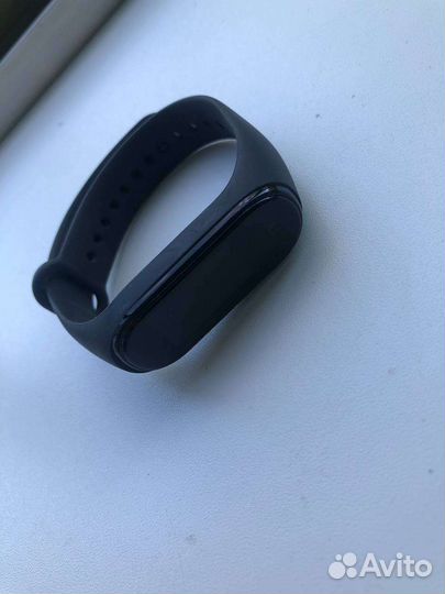 Умный браслет Xiaomi Mi Smart Band 4 NFC