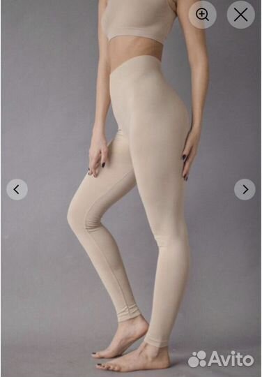 Бесшовный фитнес костюм