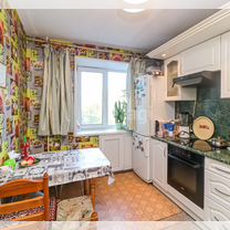 4-к. квартира, 85 м², 4/9 эт.