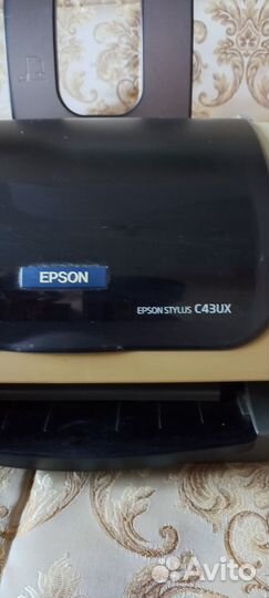 Цветной струйный принтер epson