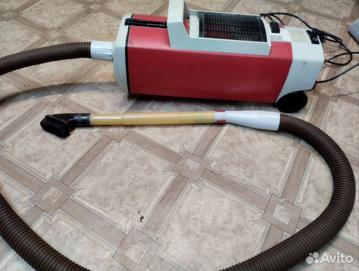 Пылесос Чайка