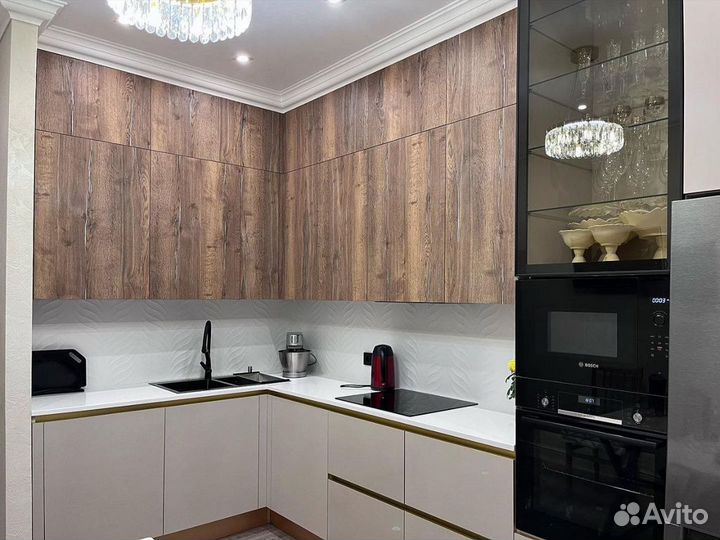 Кухня под потолок