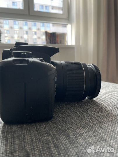 Зеркальный фотоаппарат